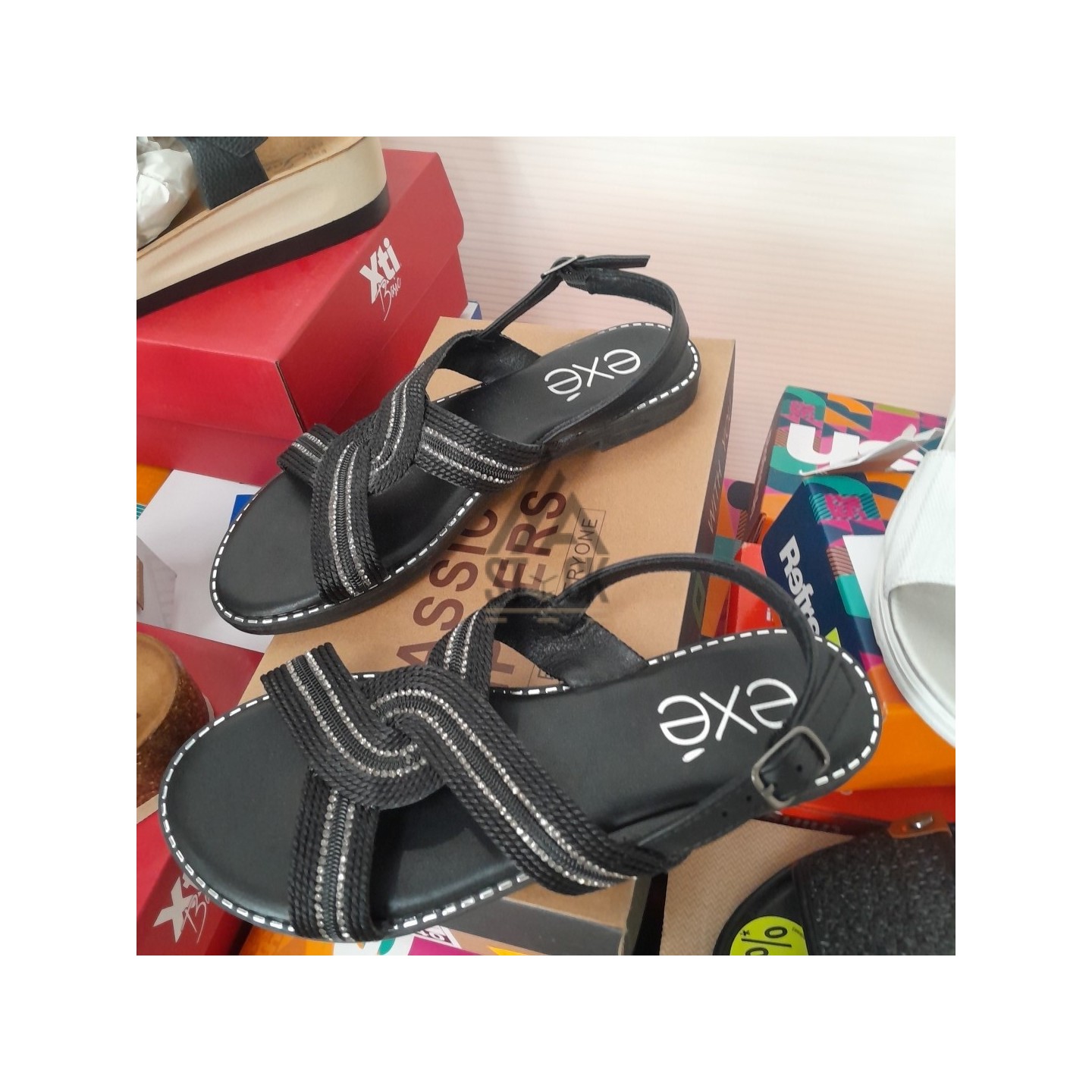 CHAUSSURE ÉTÉ en boite - 30 paires