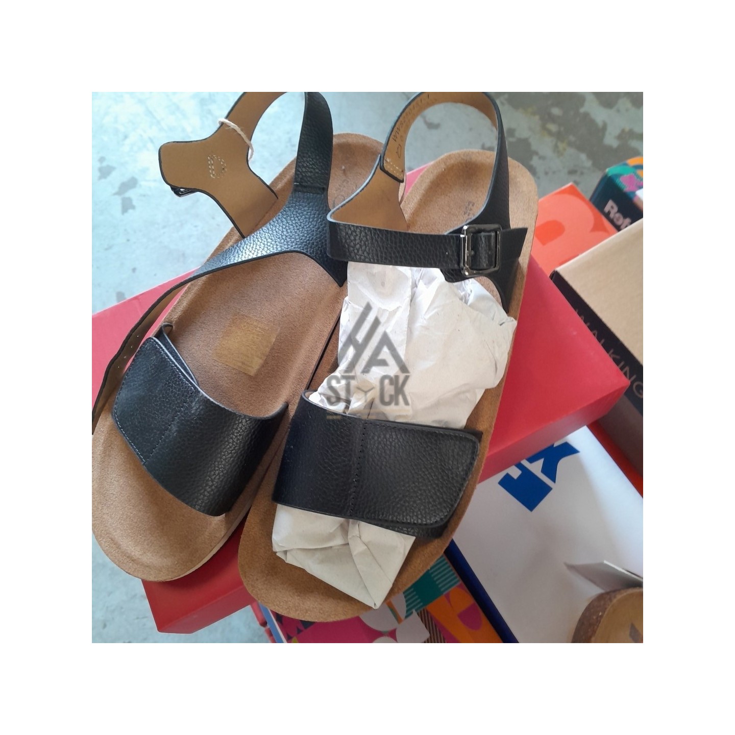 CHAUSSURE ÉTÉ en boite - 30 paires